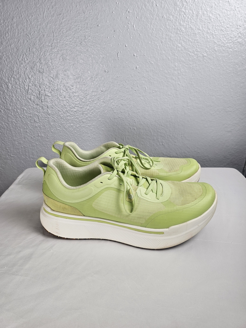 Ahnu Sequence 1 Low Sneakers Shoes in Lime Men US 12 EU 44.5 Carbon-Fiber Plate
